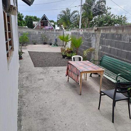 Manate Hebergement Apartment Faaa Екстериор снимка