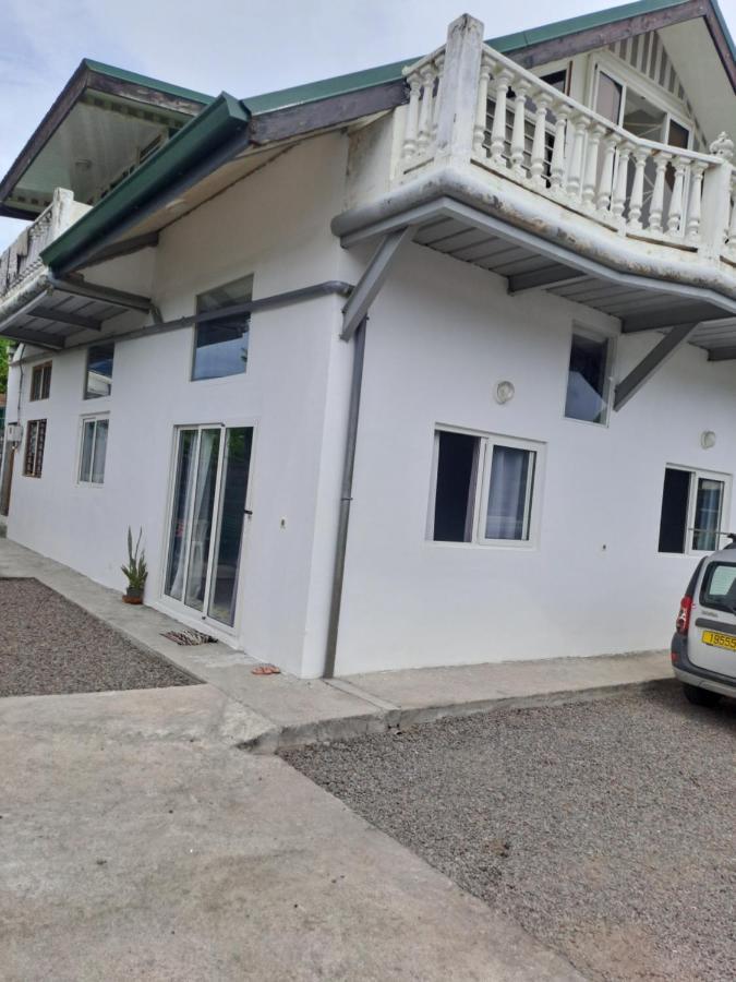 Manate Hebergement Apartment Faaa Екстериор снимка
